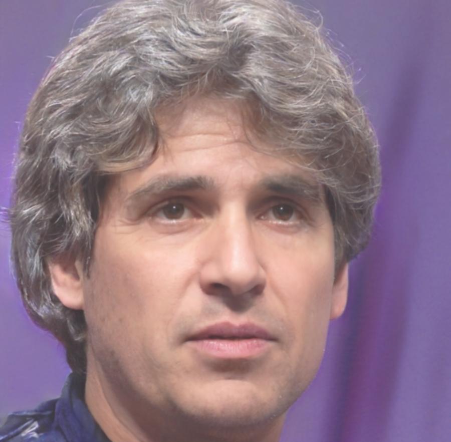 Miguel Rodríguez, Consultor Financiero